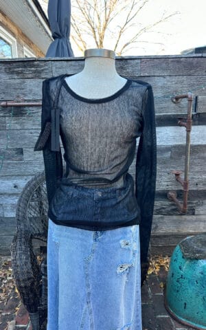 Studio b3 Mesh Top